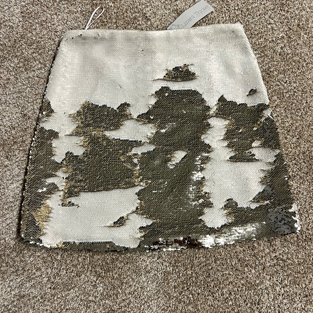 SEQUIN MINI SKIRT ☆ Small ☆ NWT
